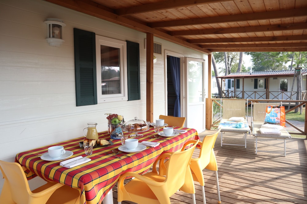 VELA BLU CAMPING VILLAGE 51/67