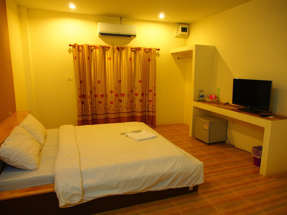Aiyara Garden Resort 33/68