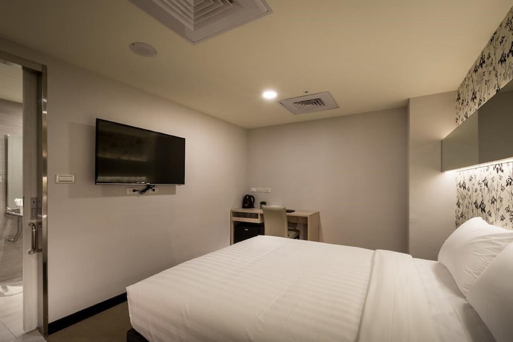 Urhome Hotel 5/62
