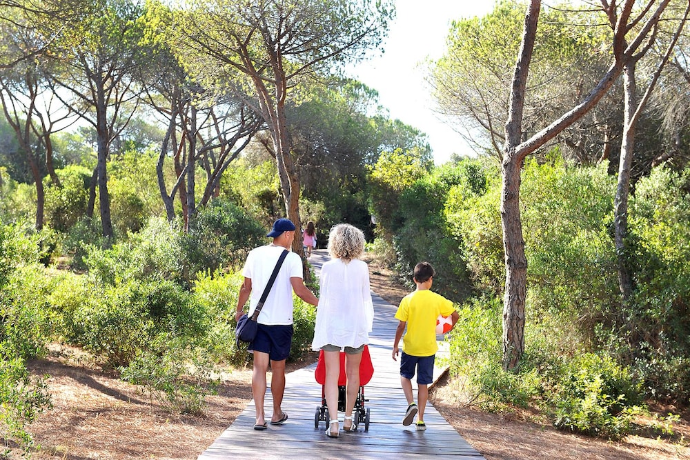 Camping Village Baia Azzurra 40/71