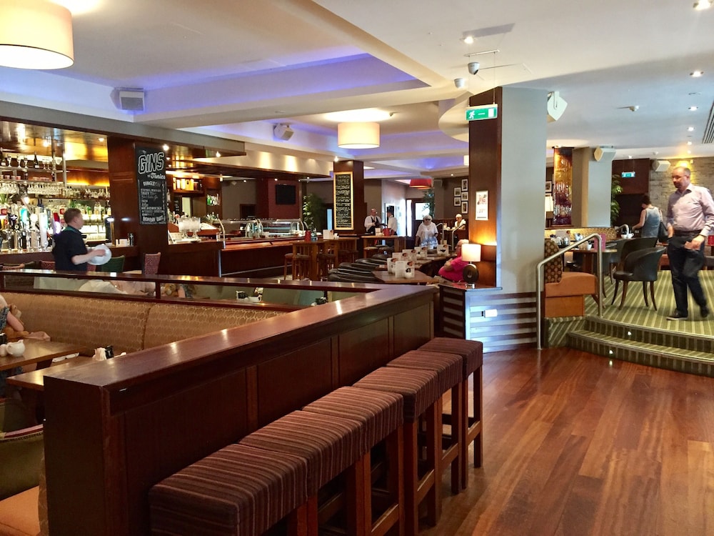 Carrigaline Court Hotel And Leisure Centre 6/41