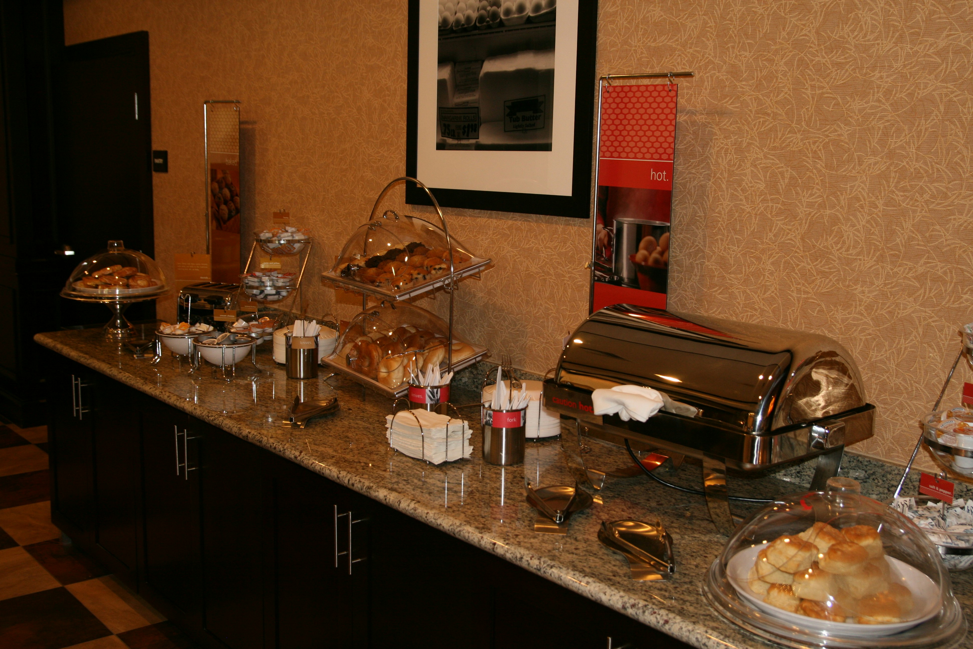 Hampton Inn And Suites Buffalo Tx 30/65