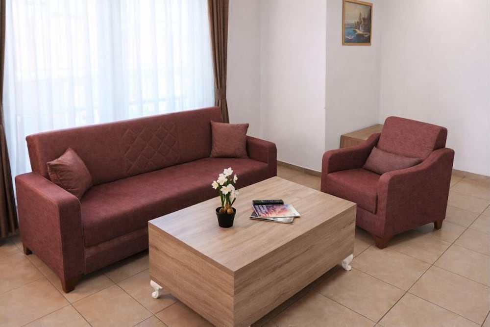 Guckar Sehrinn Oteli Serik 30/50