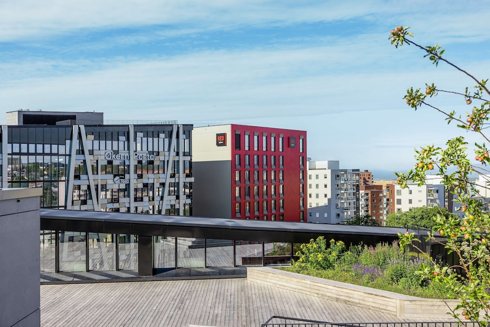 Radisson RED Oslo Okern 2/50