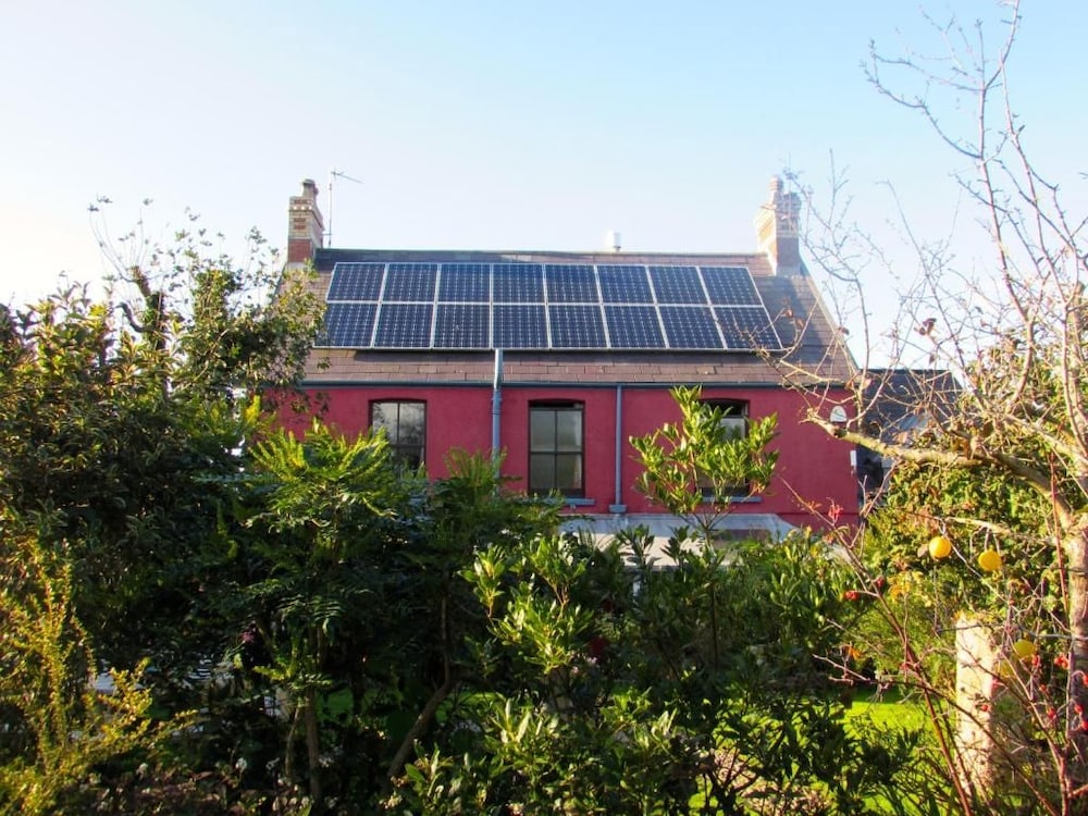 Western House B and B 2/50