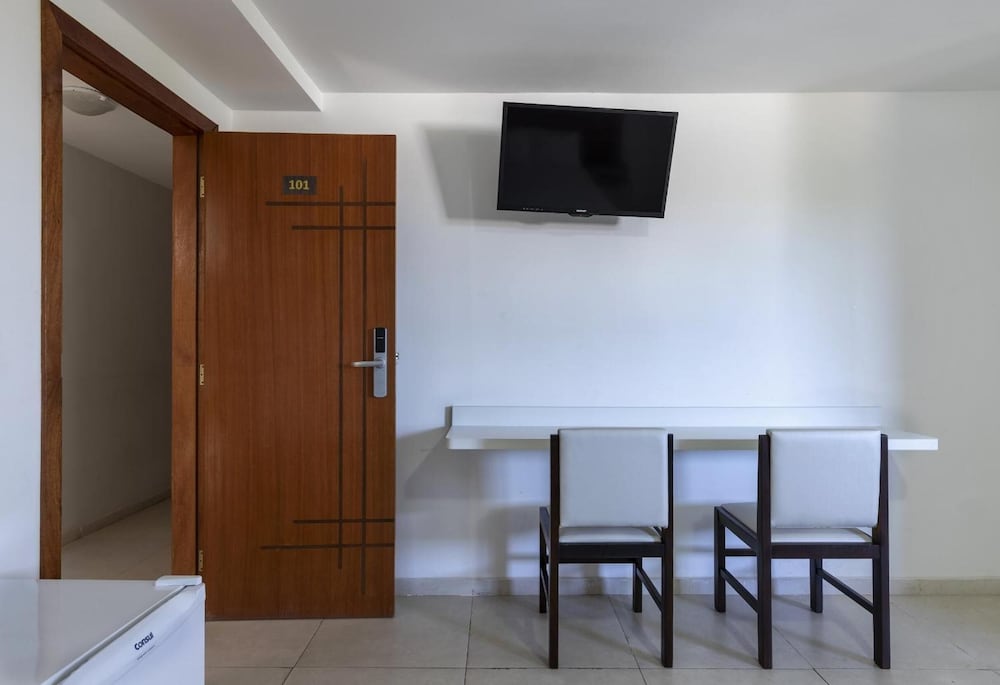 HOTEL SERRA NEGRA 50/59