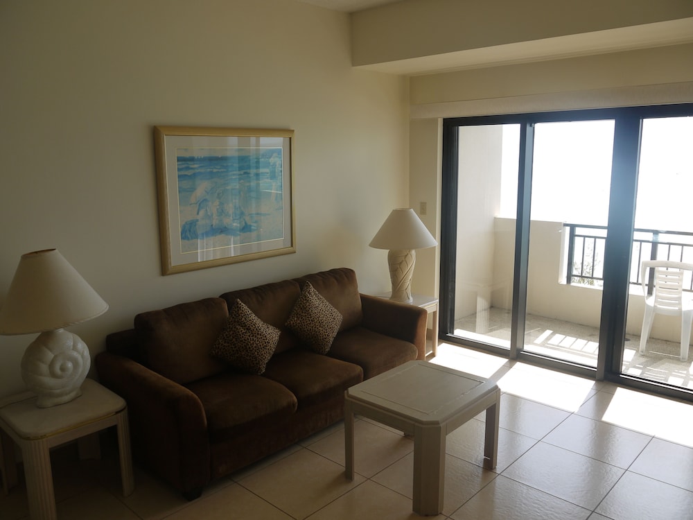 Aquarius Beach Tower 27/57