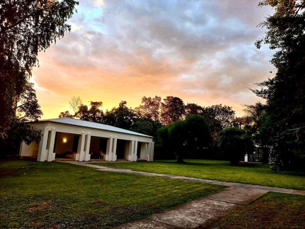 Bloomestate Luxury Retreat 54/61