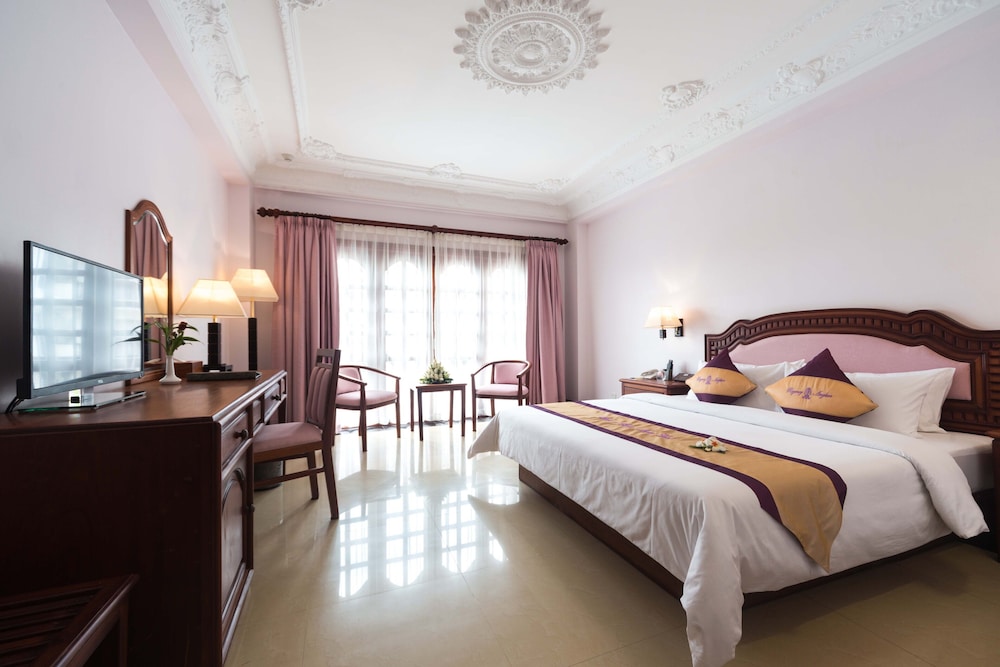 REGENCY ANGKOR HOTEL 20/50