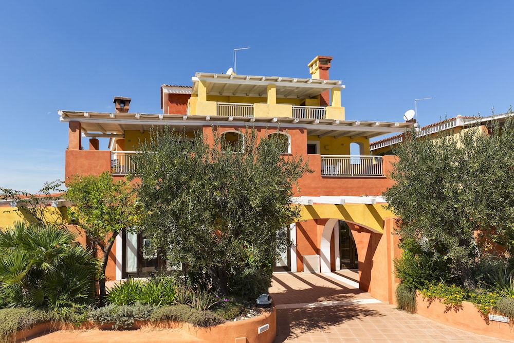 Argonauti Greenblu Resort 4/64
