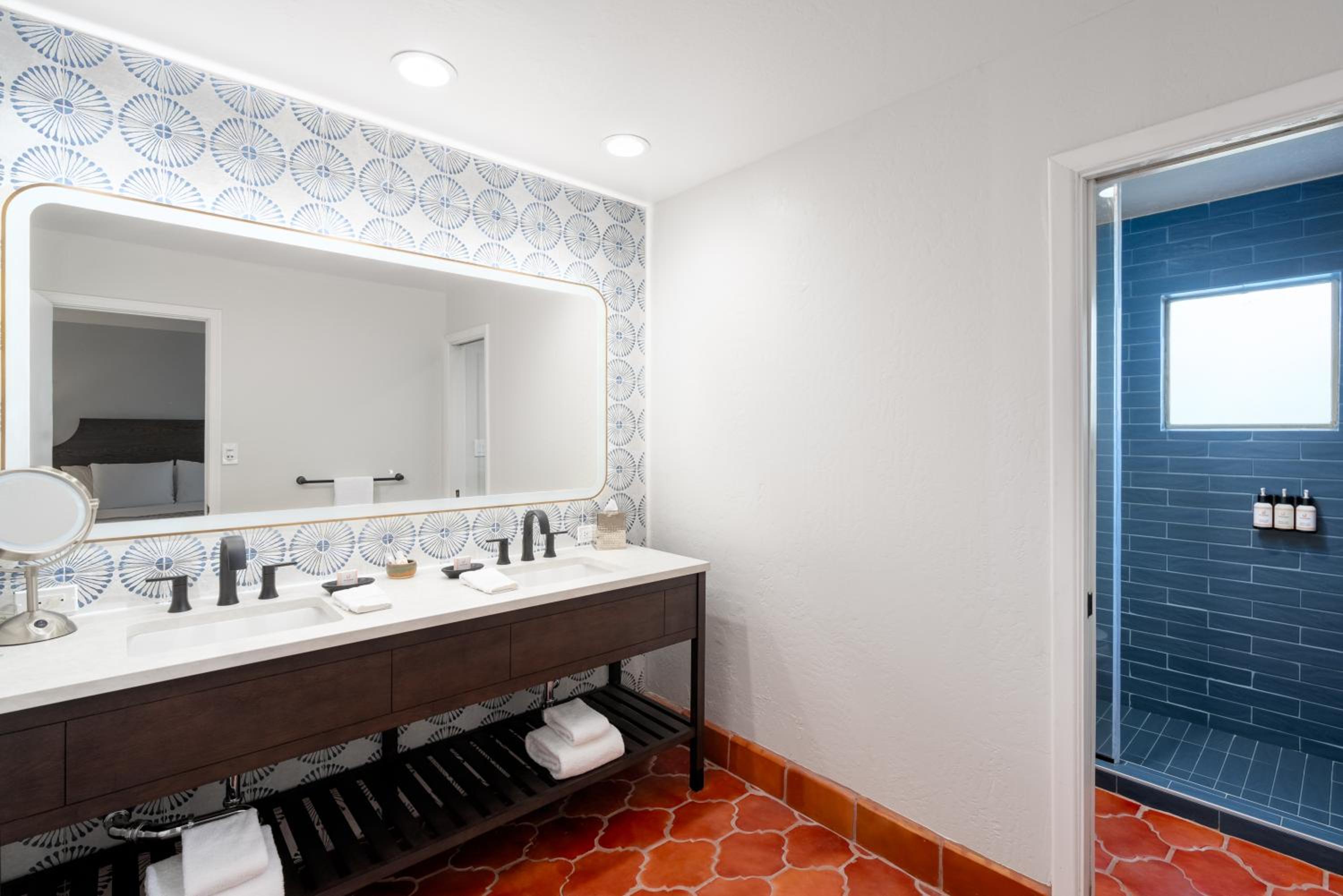 1 Bedroom, Suite, King Bed