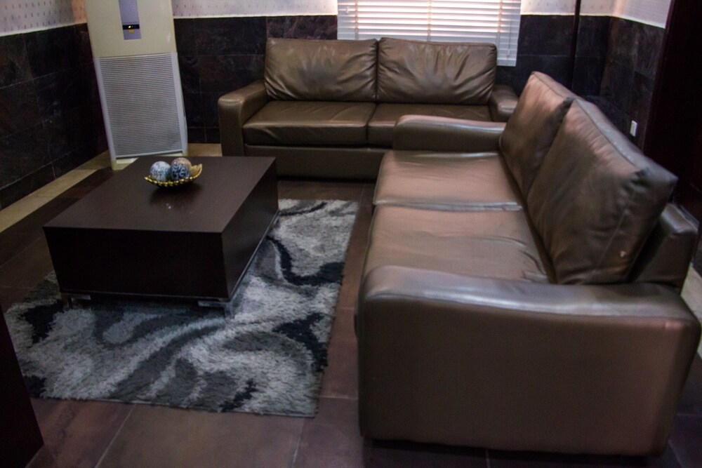 Eastgate Hotel Lekki 39/61