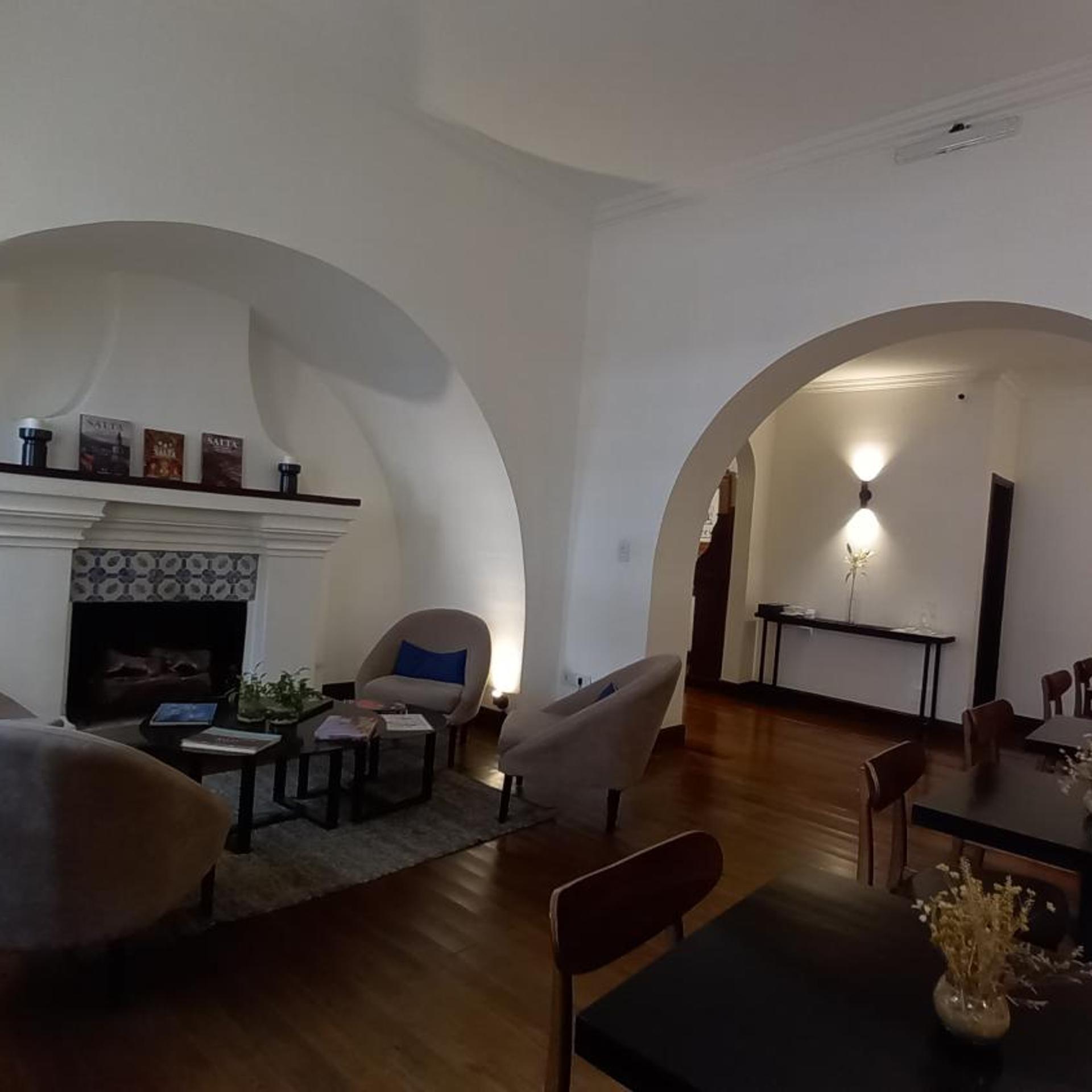 Del Virrey Hotel 30/46