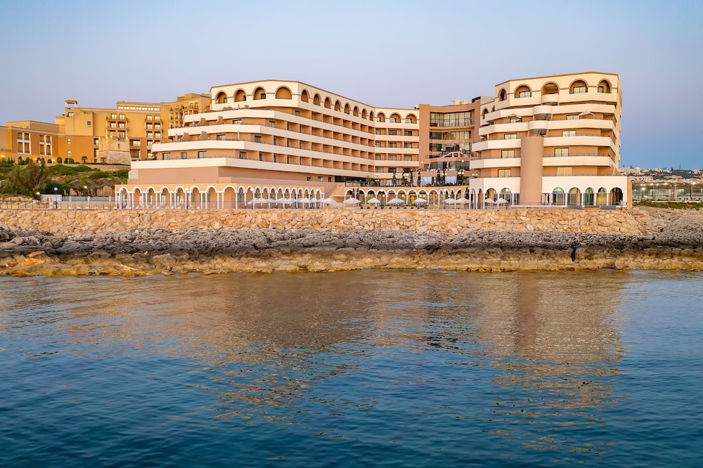 Radisson Blu Resort Malta St Julians 45/50