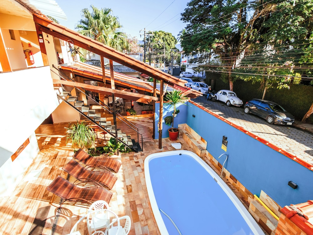 Velinn Hpj Ilhabela Hostel 40/50