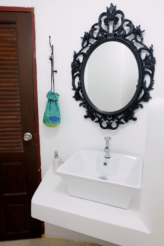 Riad Hua Hin Hotel 23/28