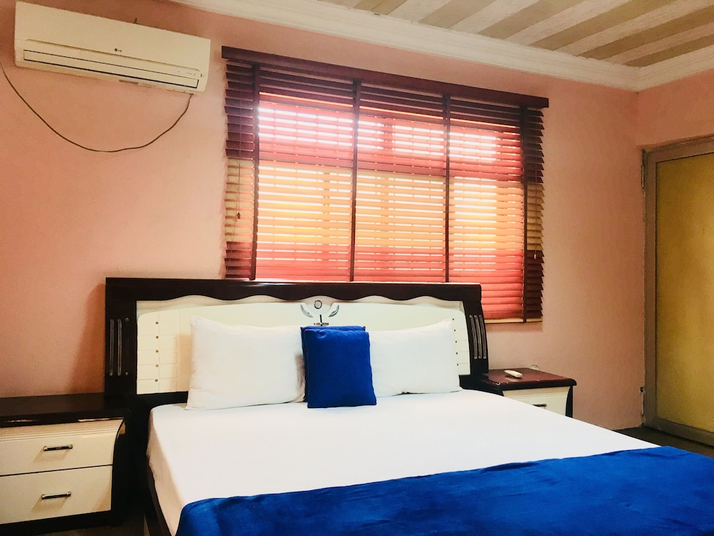 Dalian Guest House 6/20