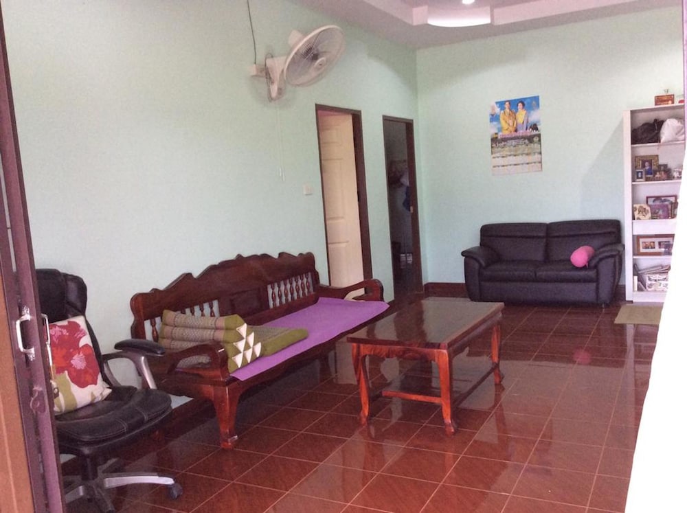 Chaleena Homestay 12/29
