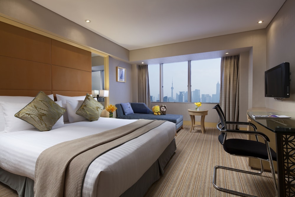 Jin Jiang Tower Hotel 14/63