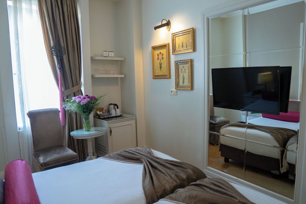 Avicenna Hotel 27/73