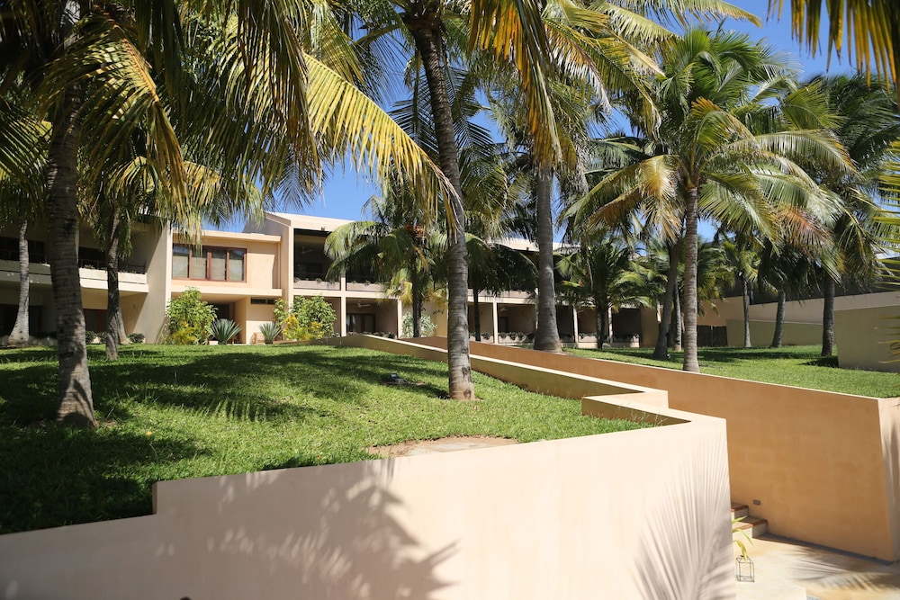 Kirimizi - Hotel & Restaurante 29/31