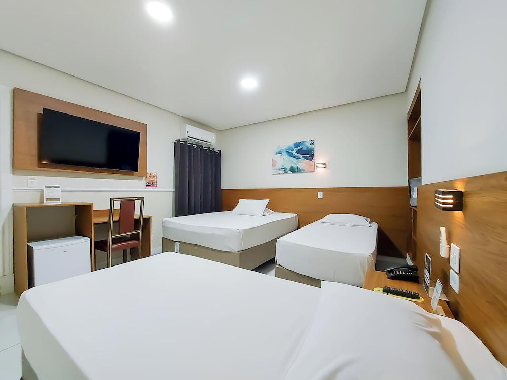 Hotel Itamarati 17/50