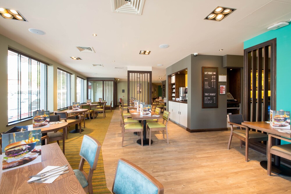 Premier Inn Lewes Town Centre 35/51