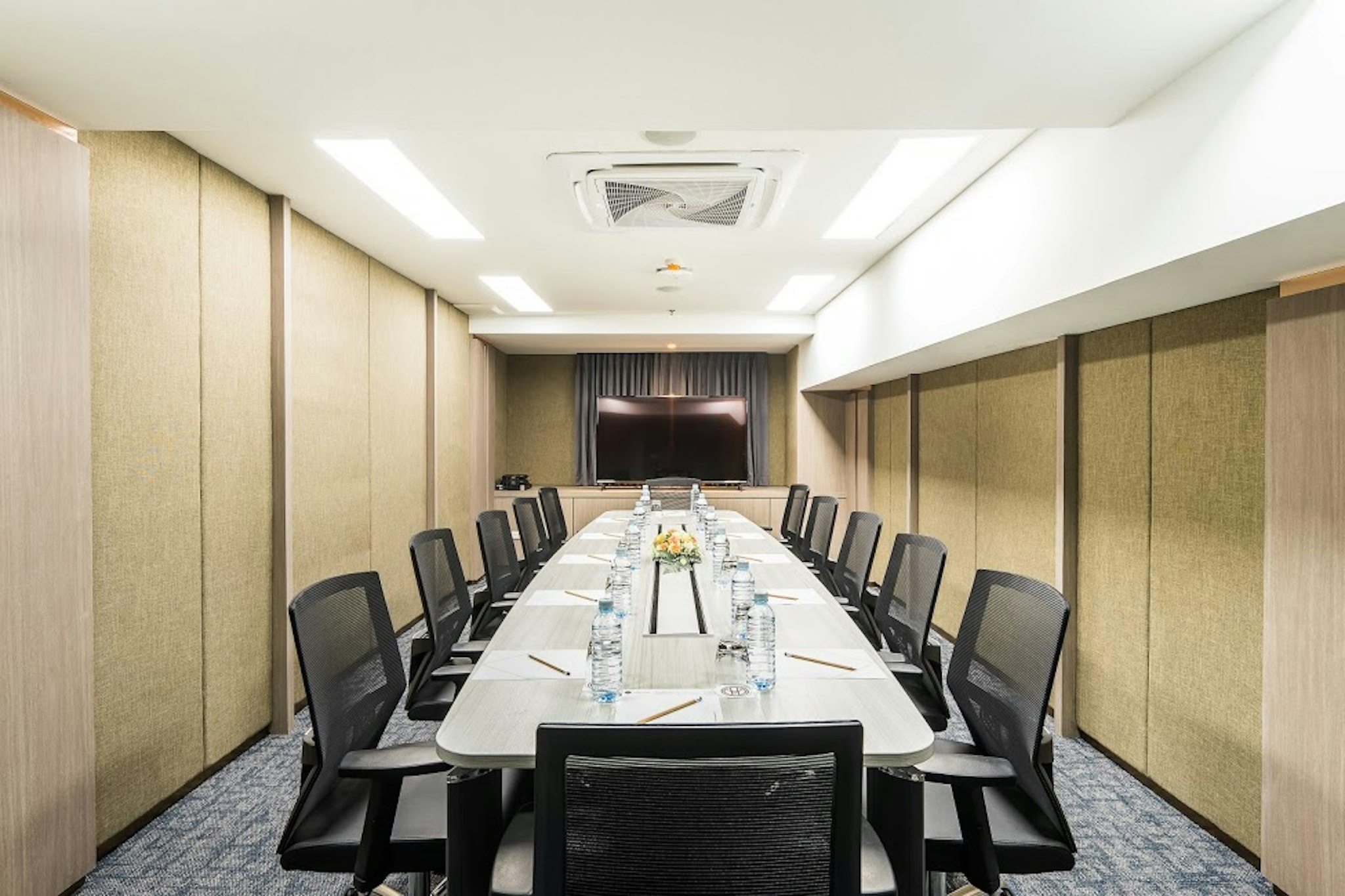Hotel JAL City Bangkok 12/14