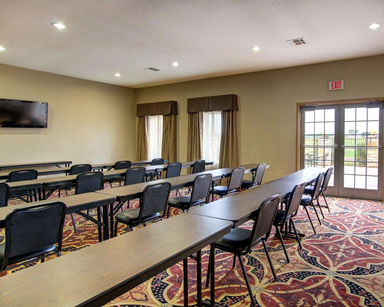 Comfort Inn And Suites Alvarado, TX 38/45