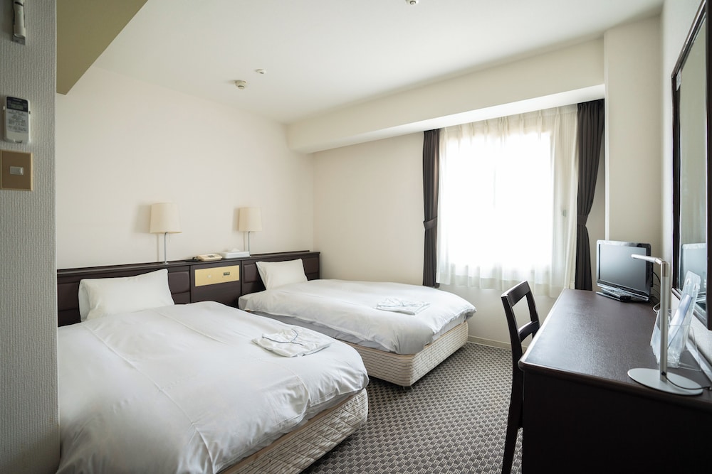 STANDARD, TWIN BEDS, SMOKING