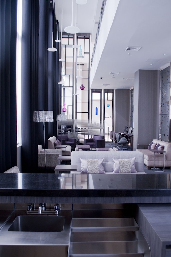 Sol de Oro Hotel And Suites 64/65