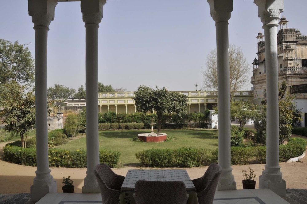The Piramal Haveli (20th Century; Shekhavati, Rajasthan) 28/39