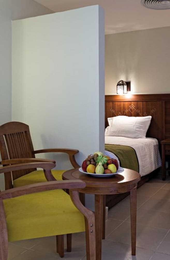Royal Star Beach Resort 48/50