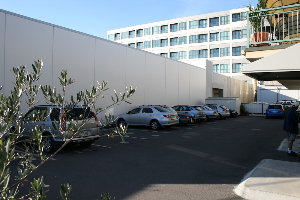 Astray Motel And Backpackers 61/66
