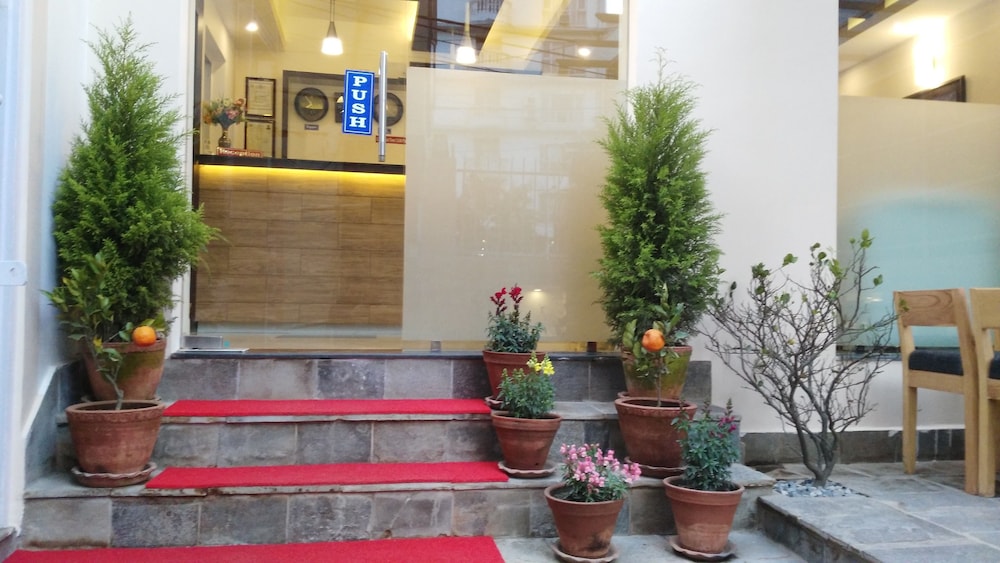 Lemon Tree Hotel 7/44