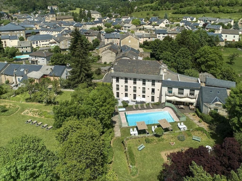 HOTEL DU MONT AIGOUAL 2/34