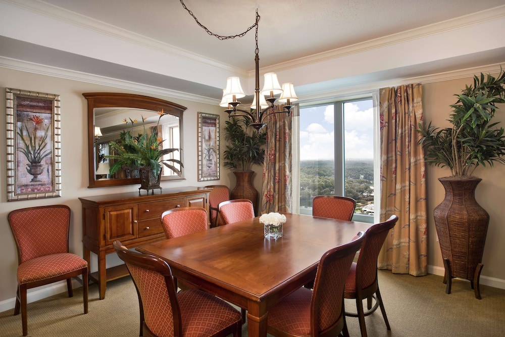 Royale Palms Condominiums 32/49