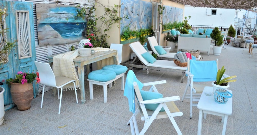 Kastro Hotel 38/50