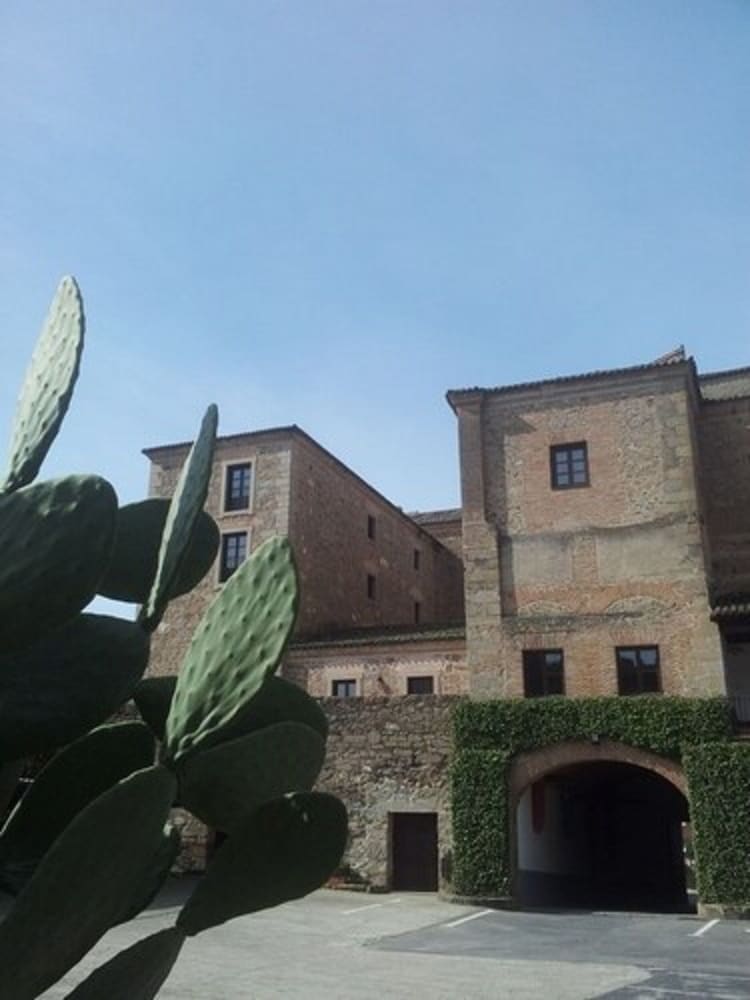Parador de Oropesa 1/50