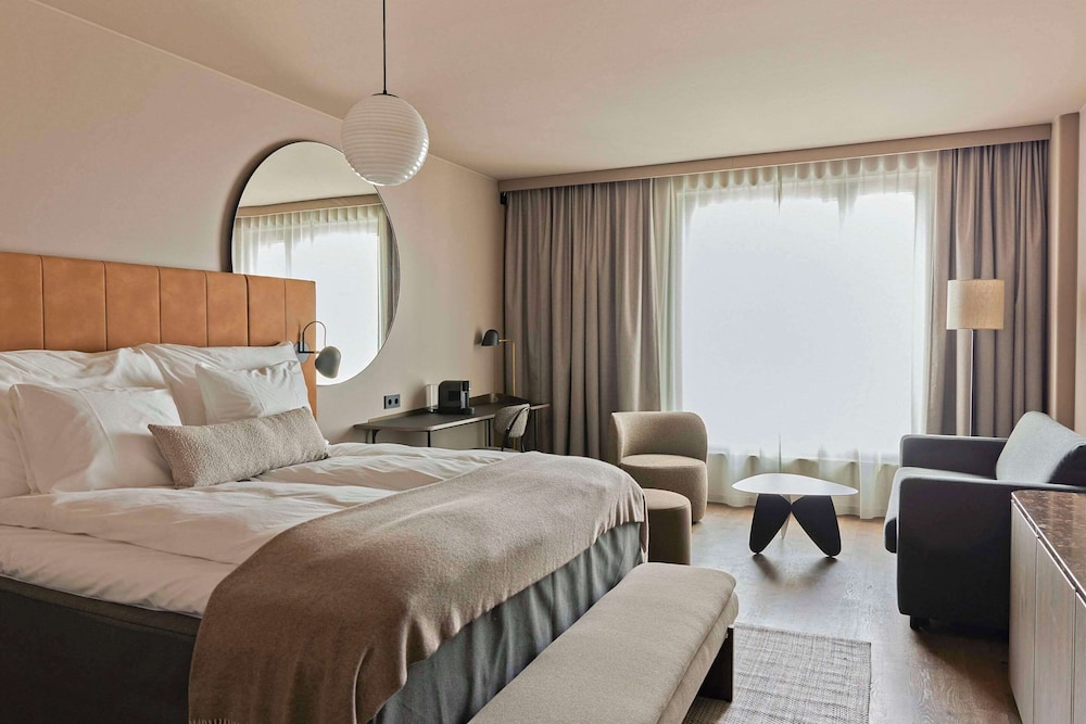 Clarion Hotel Helsinki Airport 17/65