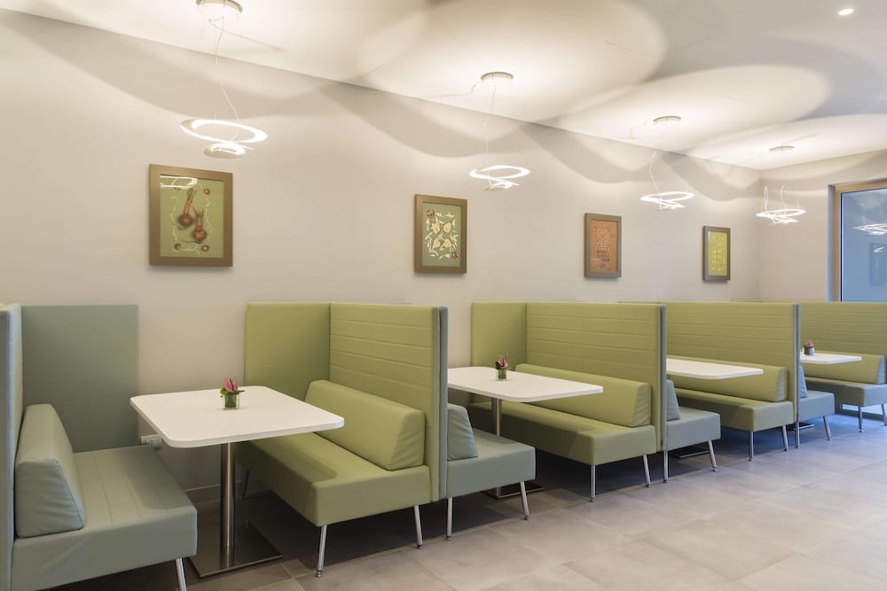 HAMPTON BY HILTON ROME EAST 38/51