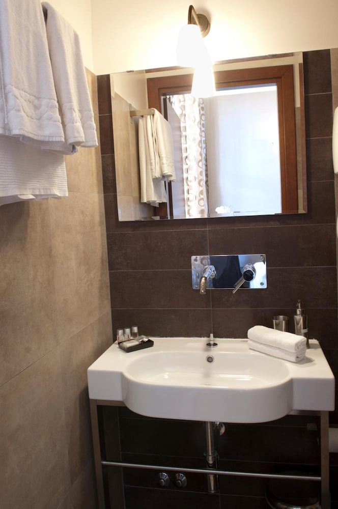 Cervia - The Hostel 48/50