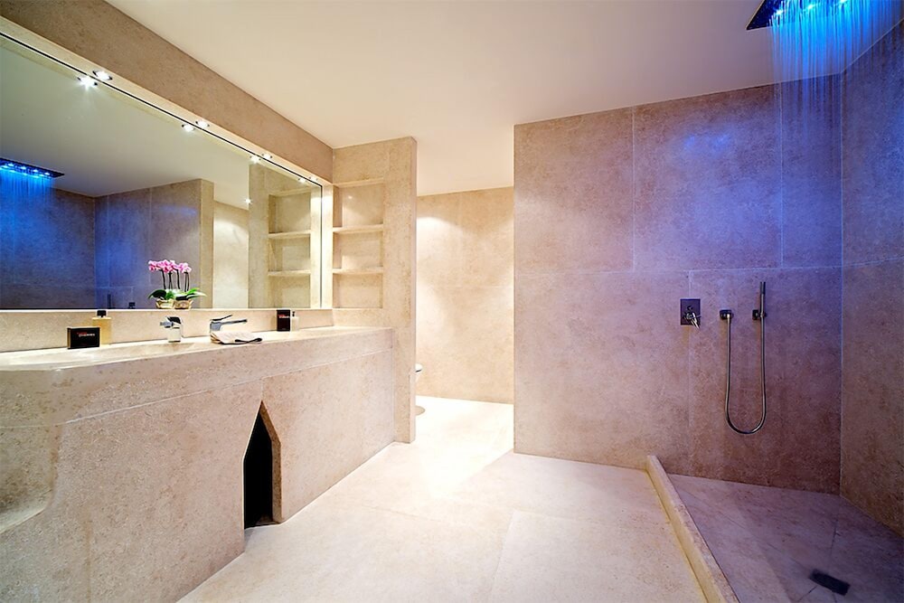 Saint Hubertus Resort 5/50
