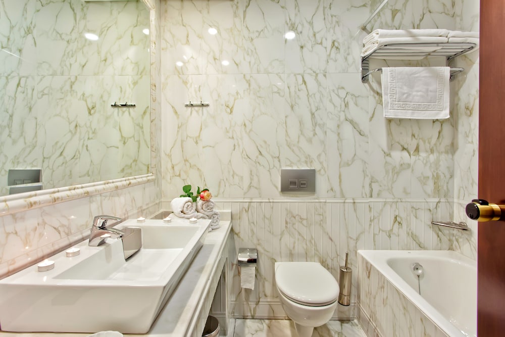 Hotel Kouros 20/61
