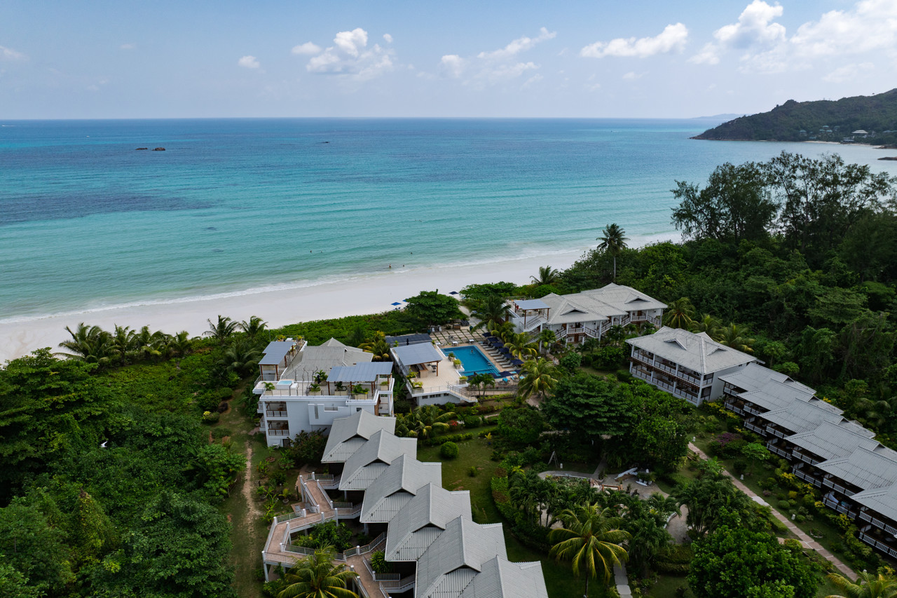 Acajou Beach Resort 66/76