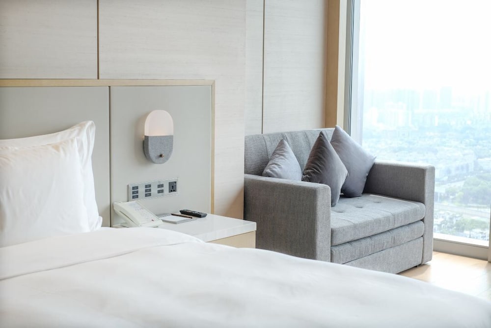 Grand Bay Hotel Chengdu 11/50