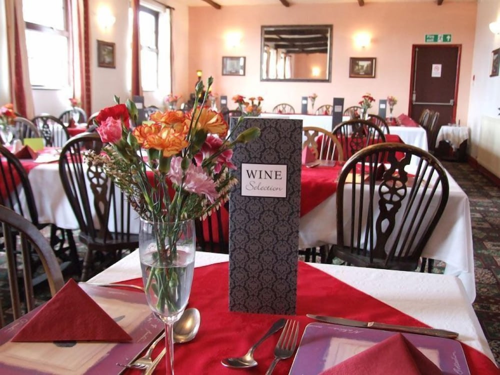 The West Country Inn 47/61