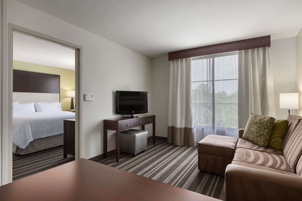 Embassy Suites By Hilton Savannah Airport 49/74