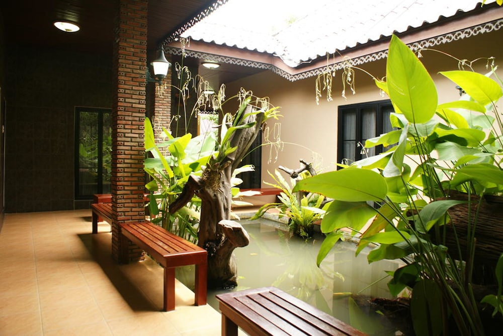 Juntra Resort And Hotel 42/54