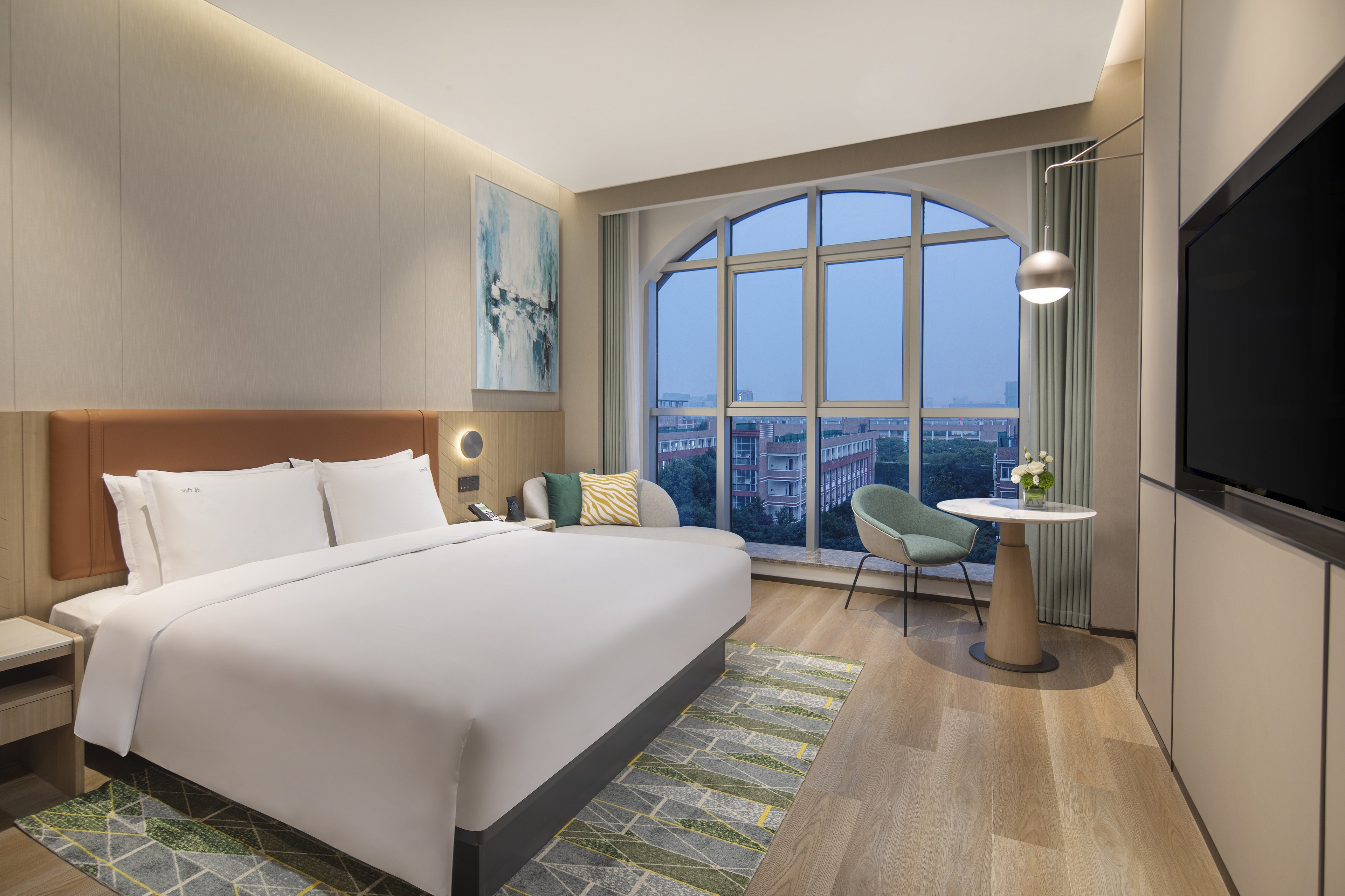 Holiday Inn TongXiang 12/50